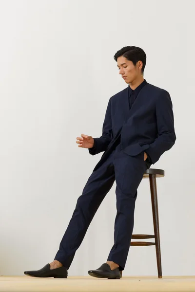 Look 12